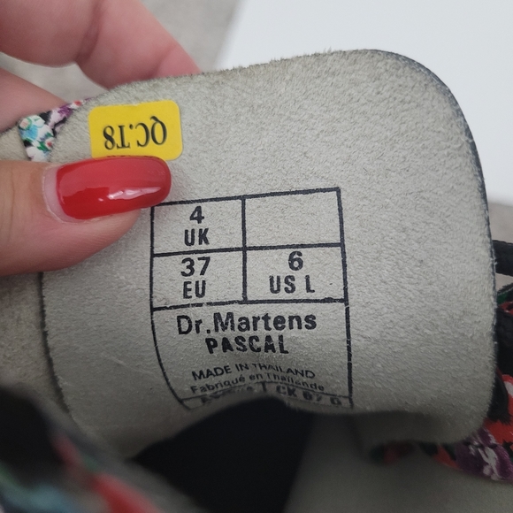 Dr. Martens 1460 Pascal Black Wild Poppy Boot - Picture 9 of 11